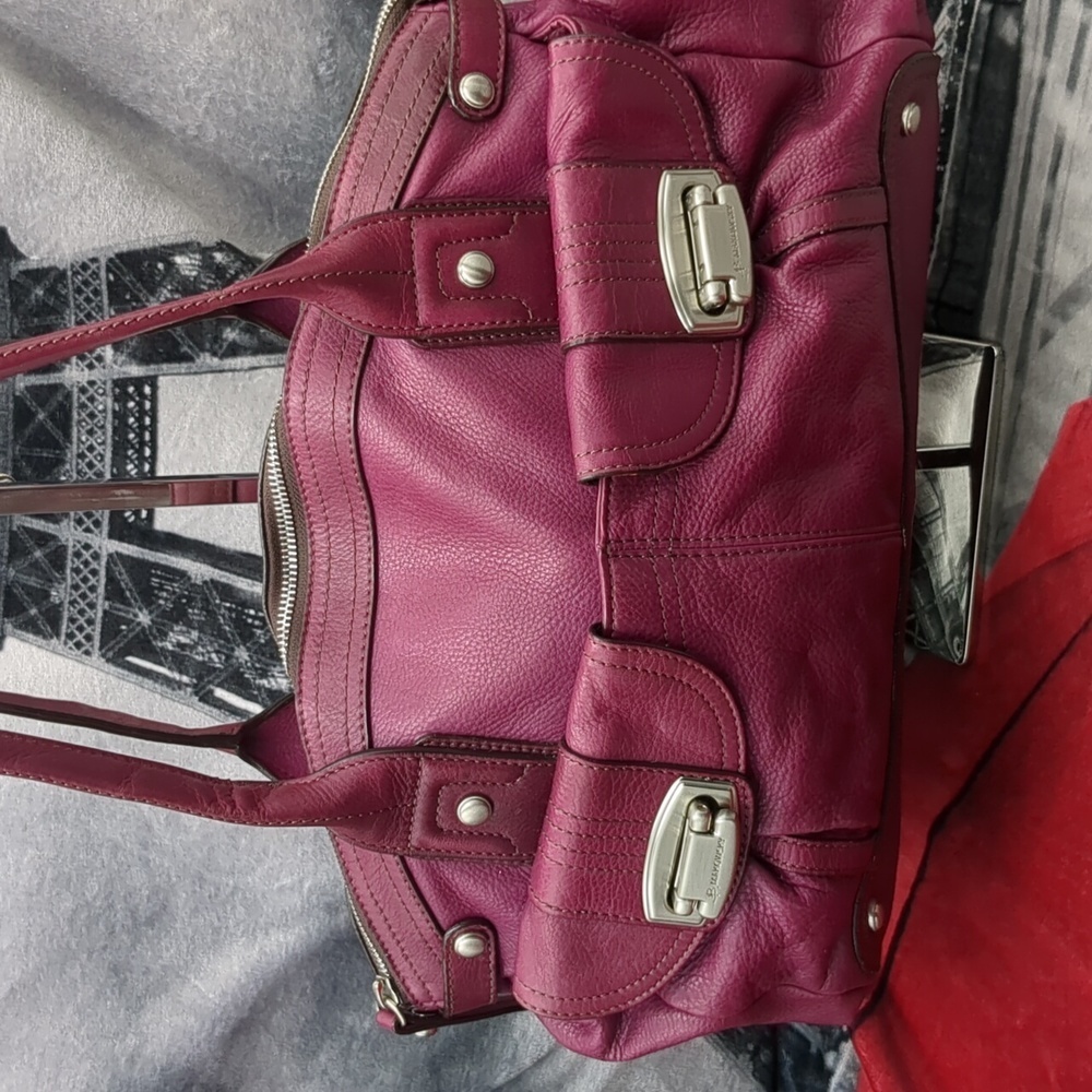 B. Makowsky purple bag - Picture 2 of 10